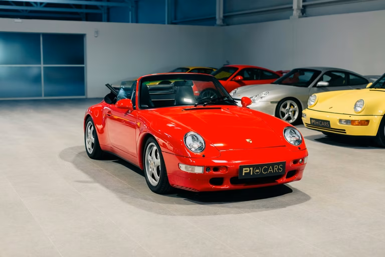Porsche 993 Carrera 4 Cabrio