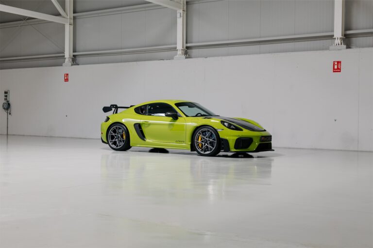 GT4 RS «PTS/Weissach/PCCB/VAT»